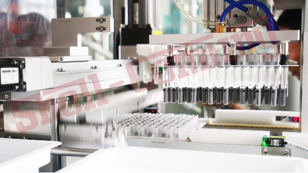 如何選（xuǎn）擇全自動貼標機和半自動（dòng）貼標機？