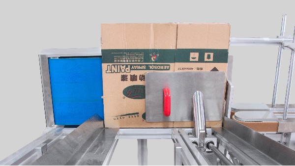 選擇自（zì）動平麵貼標機的建議